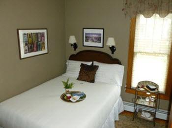 Korner Kottage Bed And Breakfast Traverse City Bagian luar foto