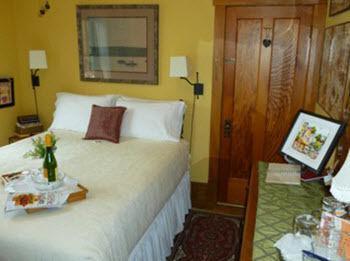 Korner Kottage Bed And Breakfast Traverse City Bagian luar foto